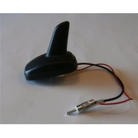 Antenna squalo amplificata con cavo